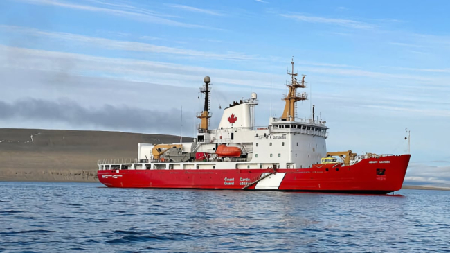  Canadian Coast Guard icebreaker Henry Larsen in the Canadian arctic