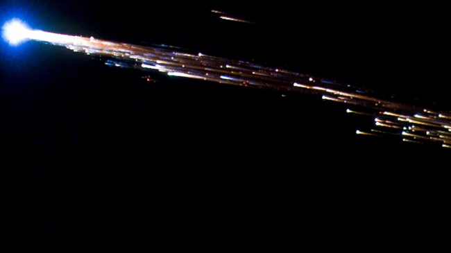 ESA's Jules Verne ATV breaks apart into a fireball while reentering Earth's atmosphere on September 29, 2008.