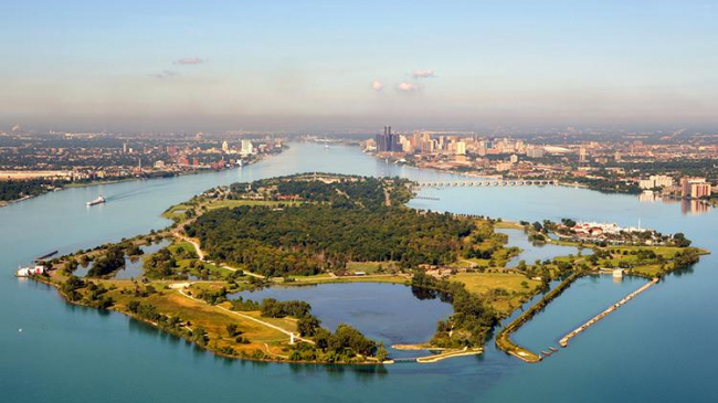 Aerial view of Belle Isle in the Detroit River.