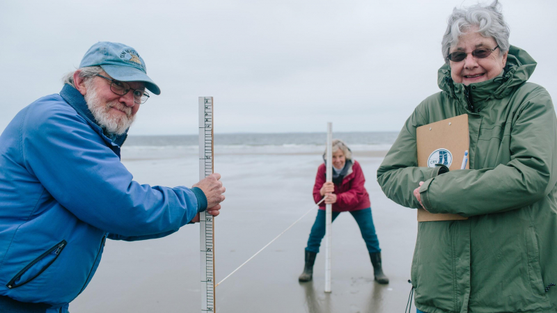 Have a passion for coastal science and stewardship? The Coastal Research Volunteers engage citizen scientists from New Hampshire in meaningful science and stewardship to enhance local coastal research.