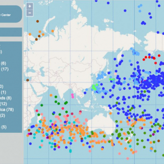 A screen shot of the Global Drifter Array from AOML showing drifter buoys. Different colors indicate different countries of origin.