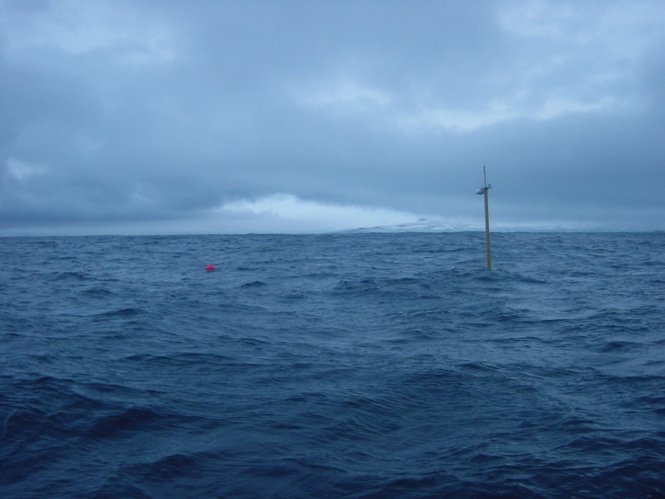 Mast of oceanographic buoy