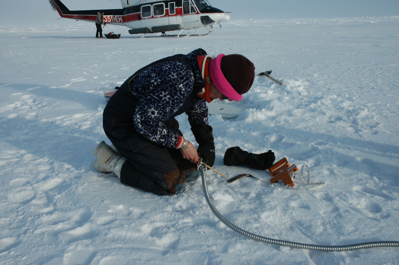Placing sensors for ice stress buoy