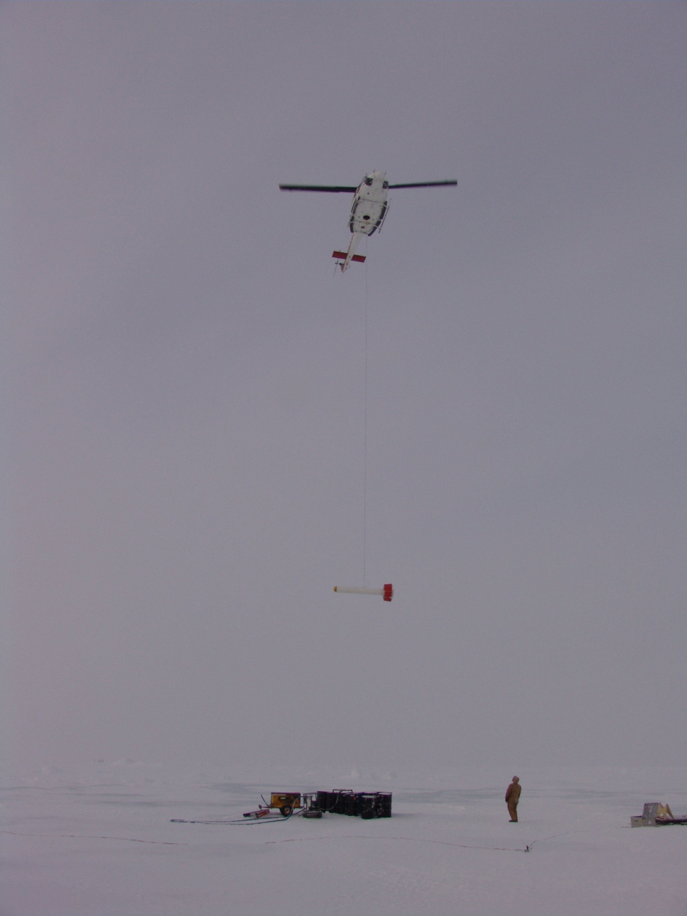 Transporting  the electromagnetic induction bird by helicopter
