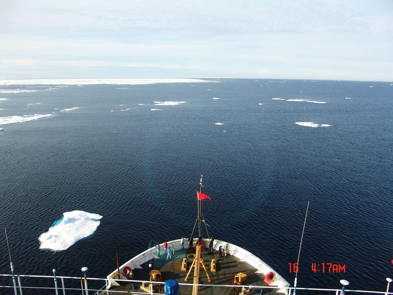 Random ice floes in a large polynya