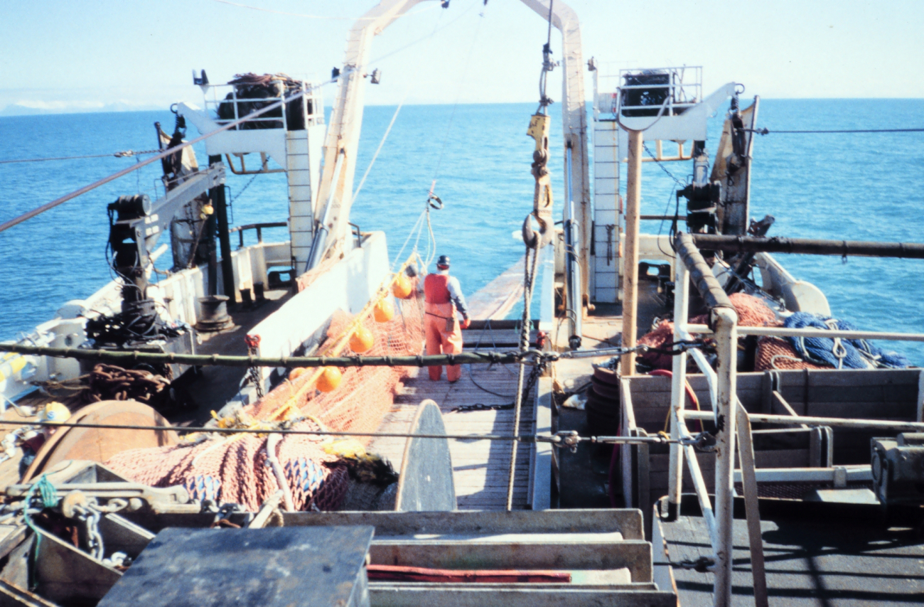 Photo # 1 - Streaming net during  trawling operations