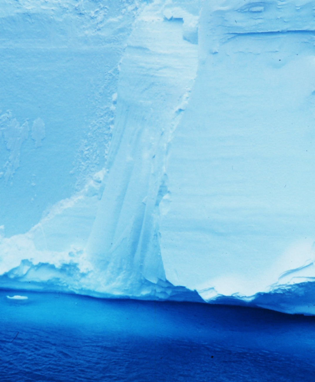 The seaward edge of the floating Ross Ice Shelf