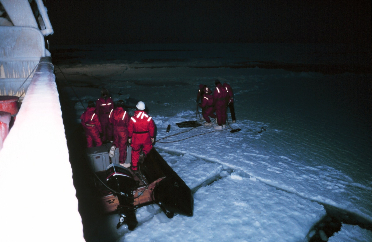 Nighttime operation of collecting thin sea ice cores for analysis