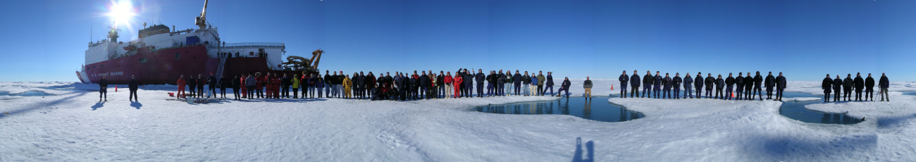 The Healy Crew and 2005 Hidden Ocean Science Team pose for apanoramic group shot