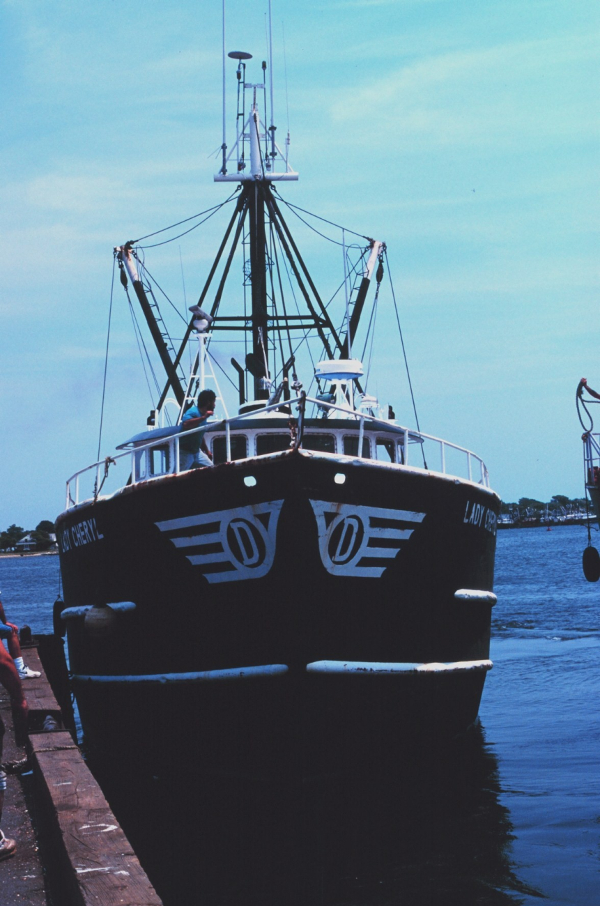 The F/V LADY CHERYL leaving port