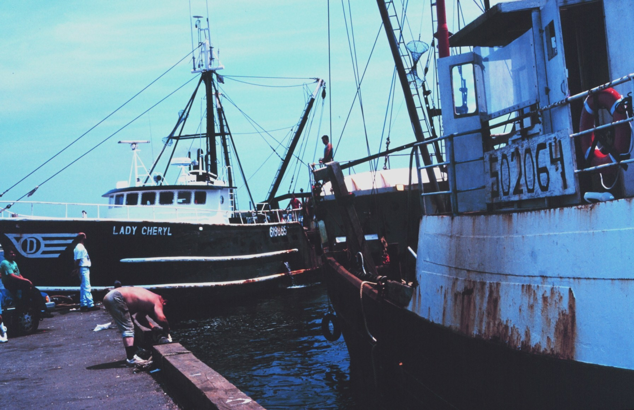 The F/V LADY CHERYL leaving port