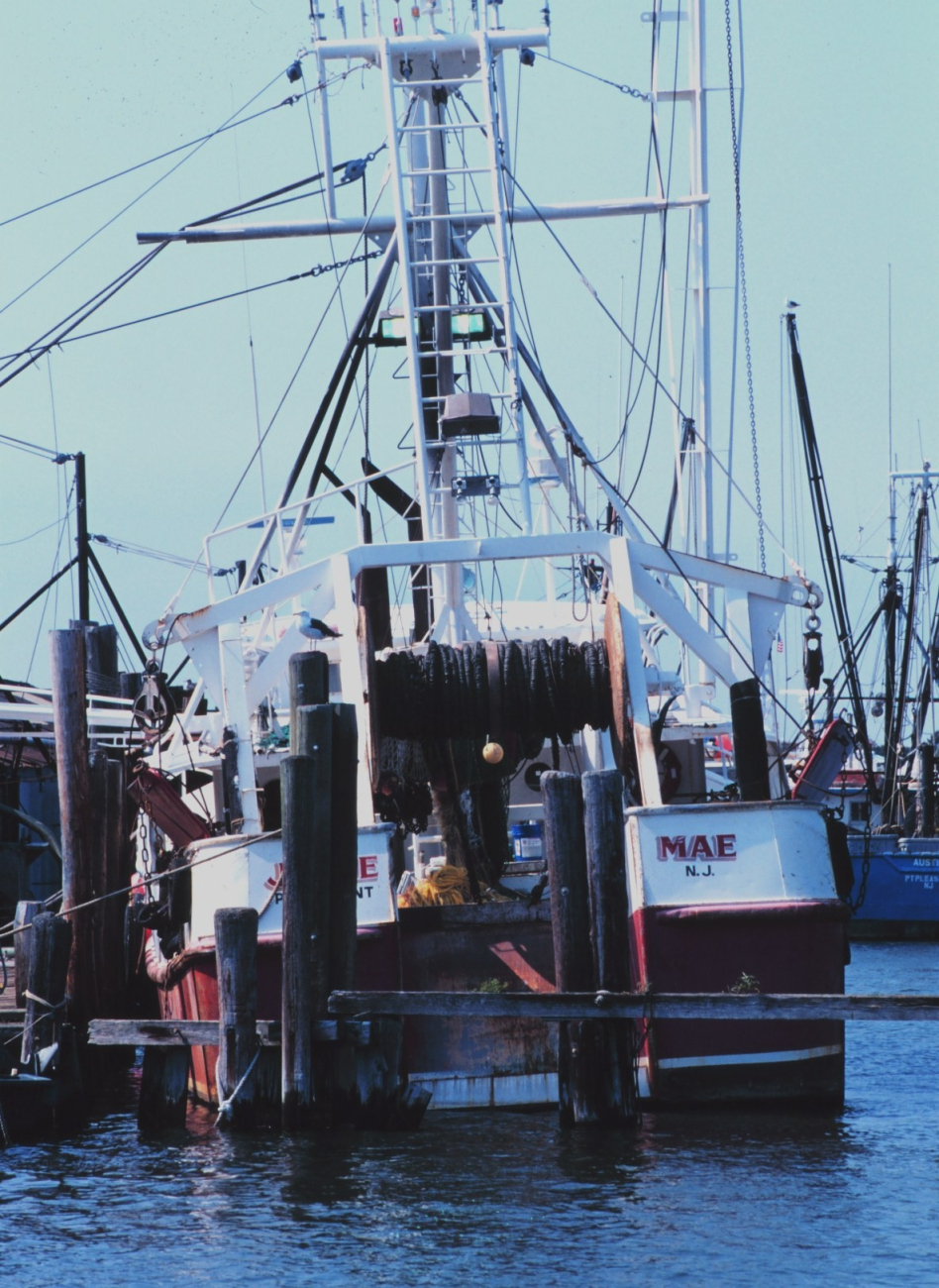 The F/V JAIME MAE rigged for fluke fishing