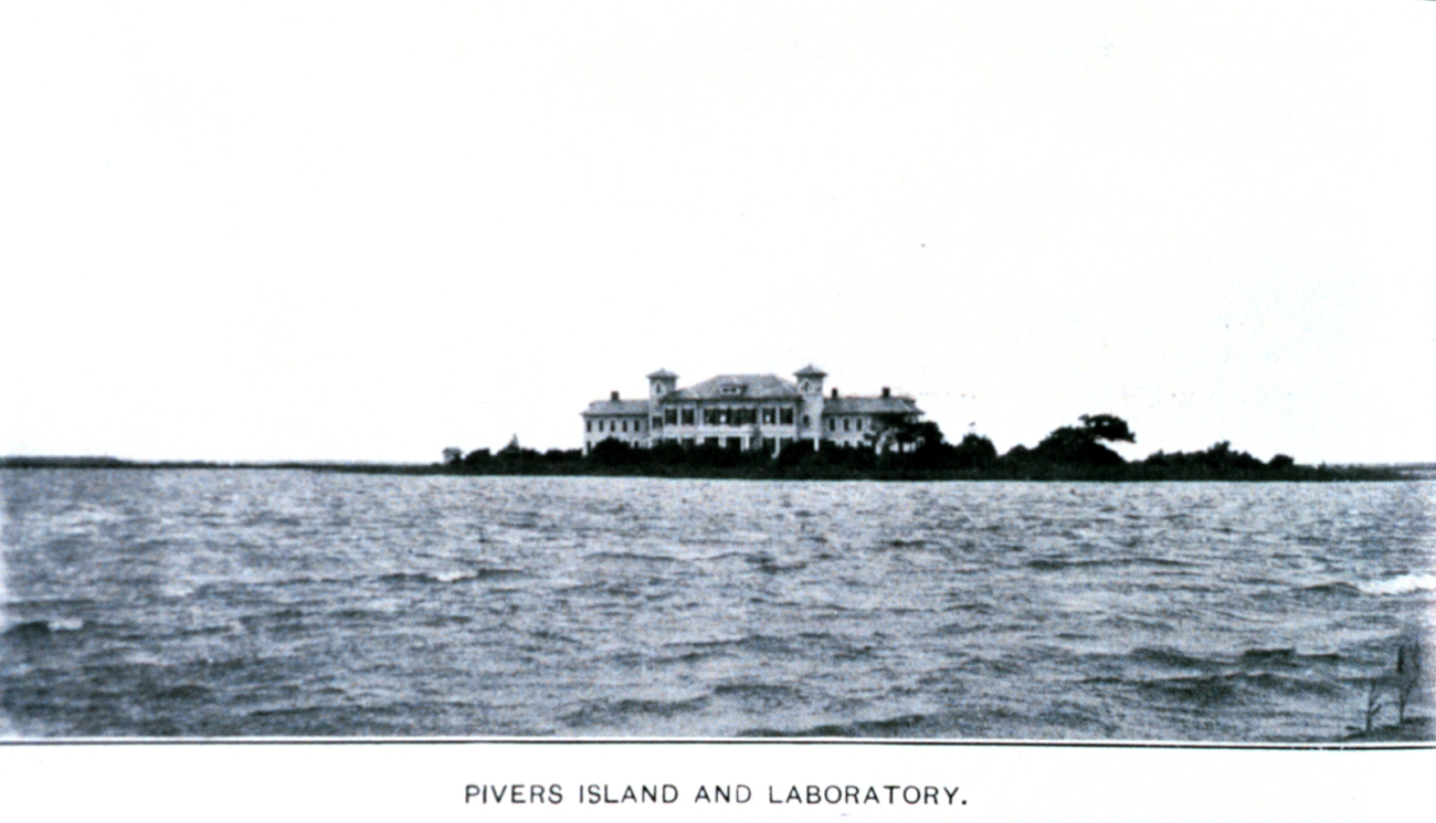 Pivers Island and Beaufort, North Carolina, fisheries laboratory