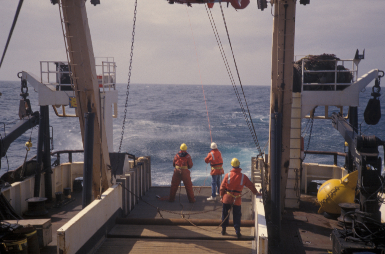 USCG helicopter medical evacuation from NOAA Ship MILLER FREEMAN