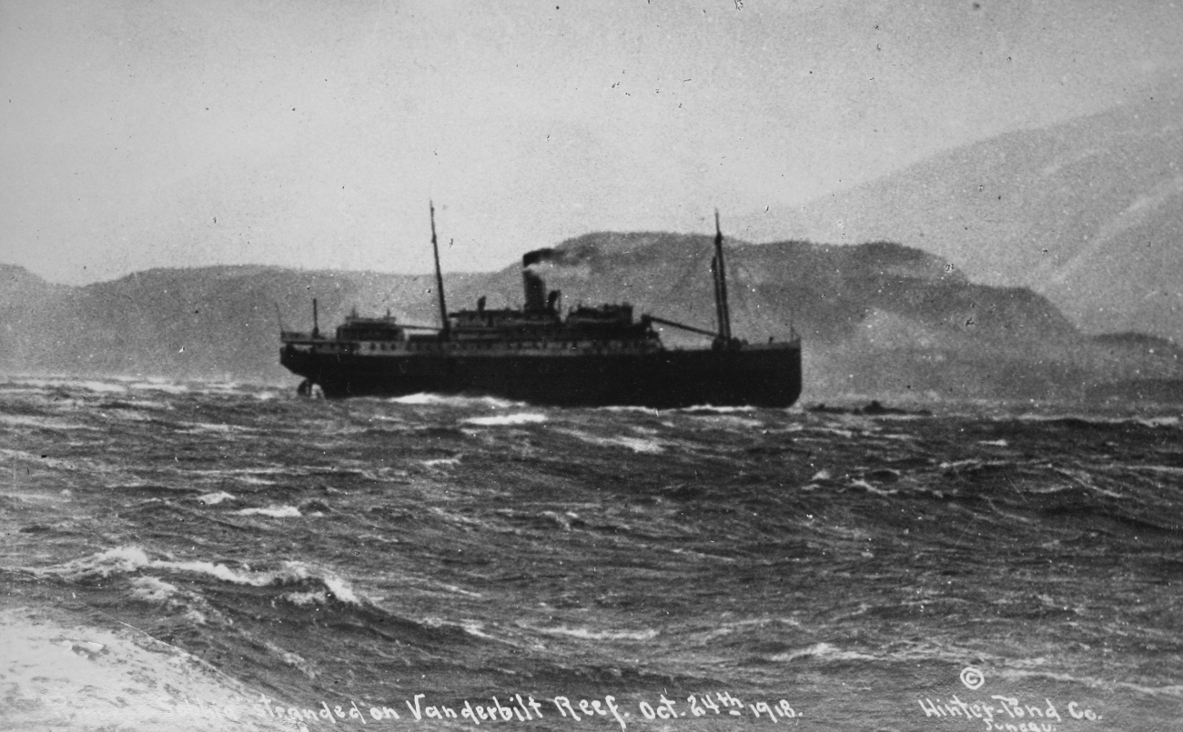 Sophia stranded on Vanderbilt Reef, Oct