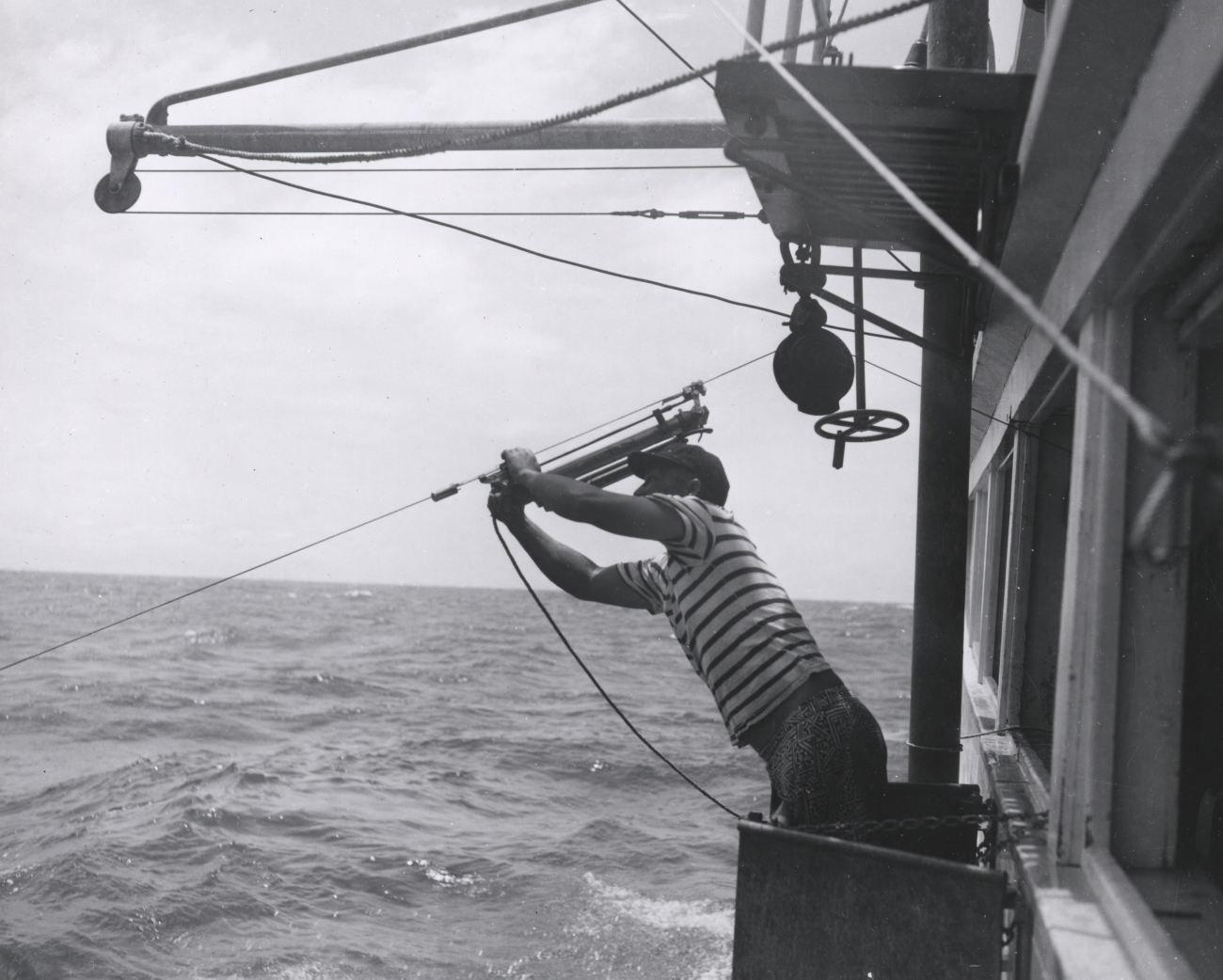 Deploying Nansen bottles while ship drifting downwind