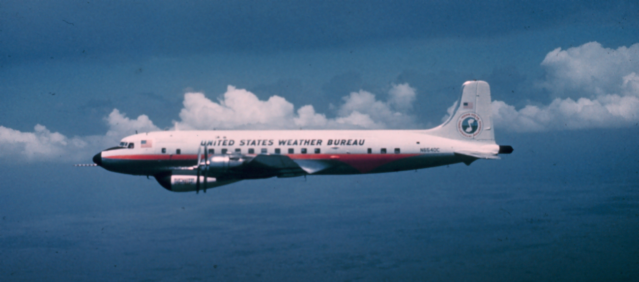 Weather Bureau DC-6 N6540C in flight