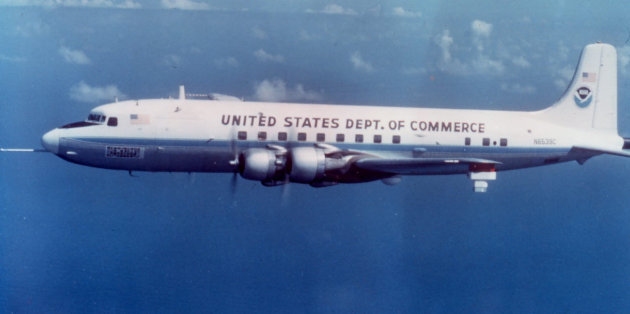 NOAA DC-6 N6539C in flight