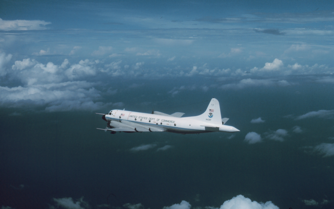 NOAA P-3 N43RF in flight
