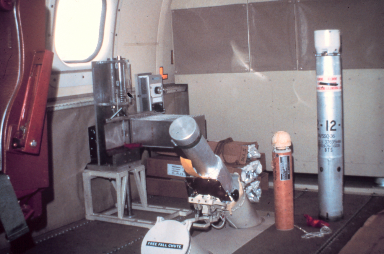 Dropwindsonde station and airborne expendable bathythermograph station on P-3