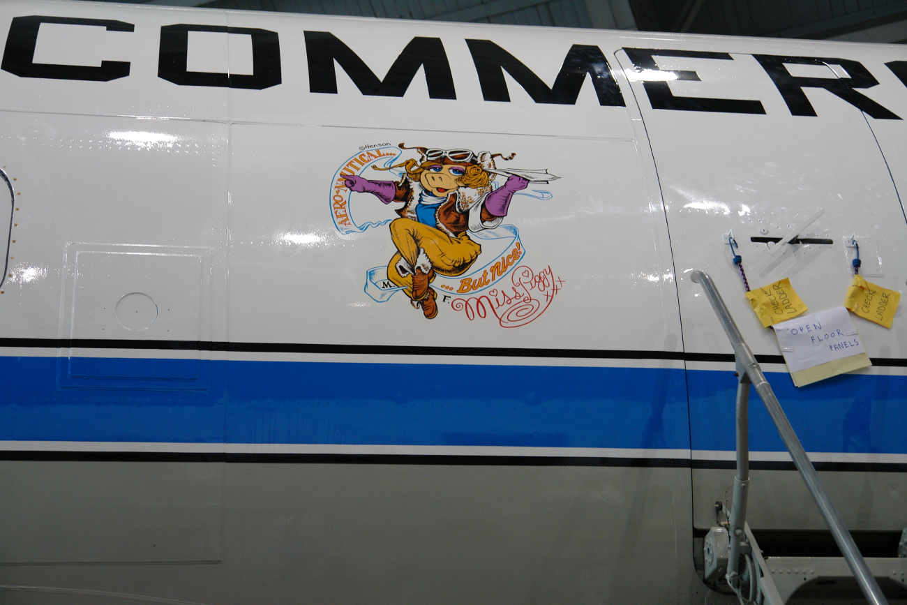 Miss Piggy art adorning NOAA P-3 hurricane hunter aircraft N43RF