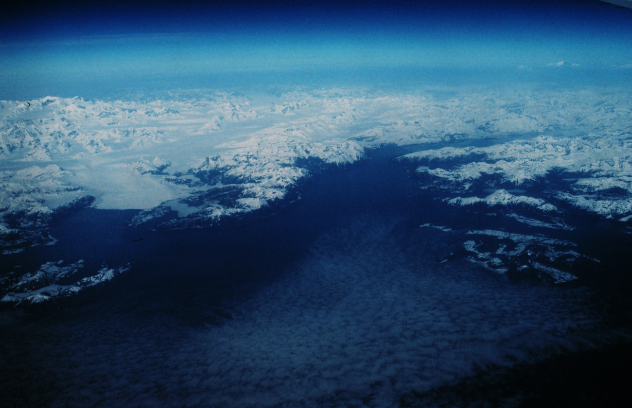 Prince William Sound - Valdez Arm in the right center, Columbia Glacier in leftcenter