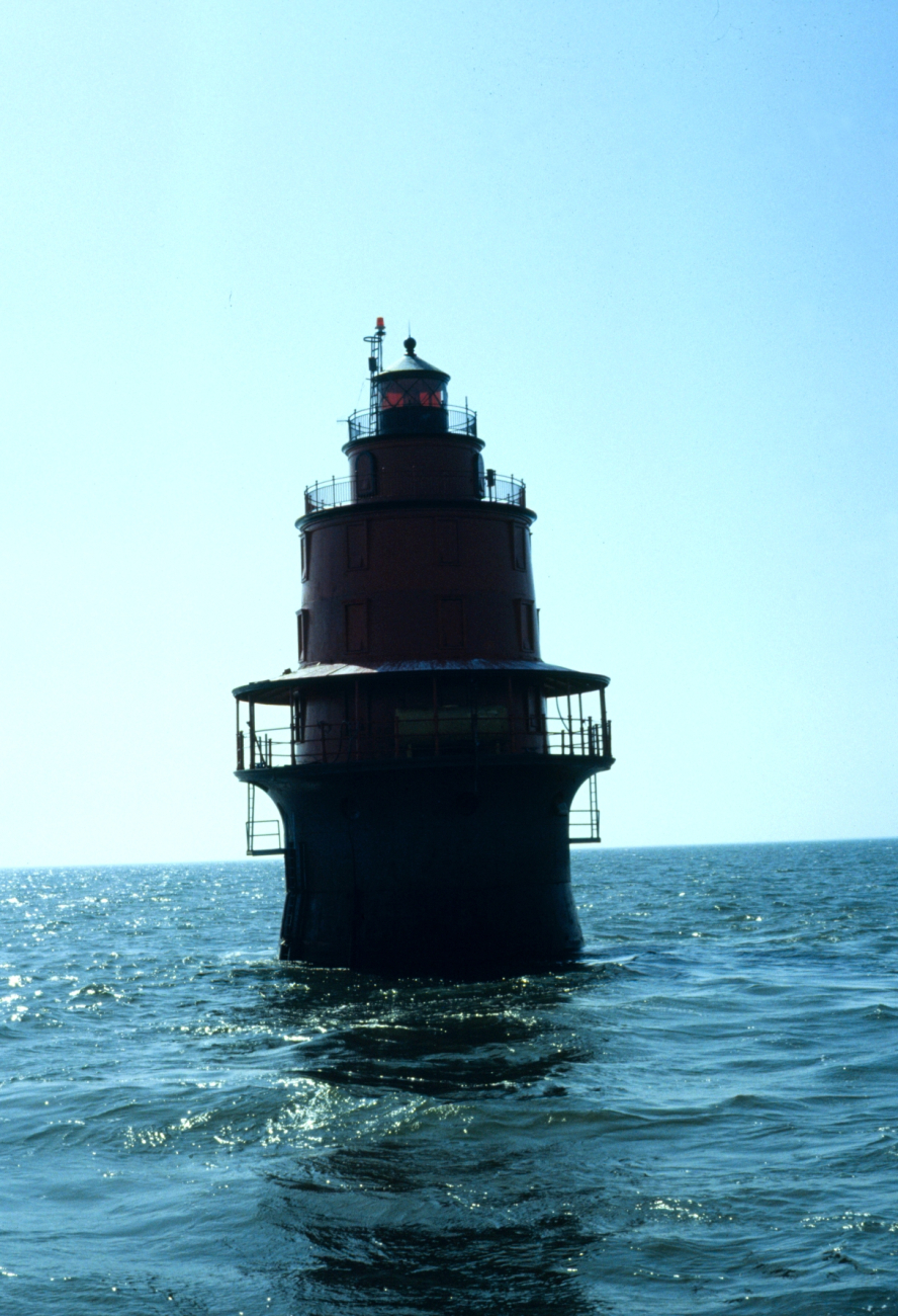 Miah Maull Lighthouse in central Delaware Bay