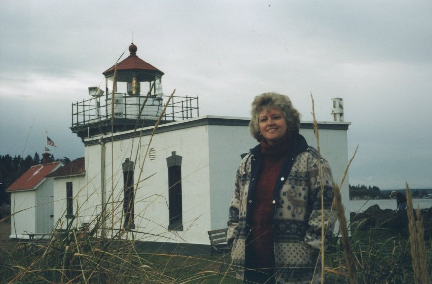 Elinor Dewire at Point No Point Lighthouse