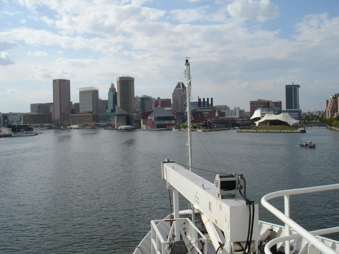 The NOAA Ship THOMAS JEFFERSON approaching the Inner Harbor atBaltimore
