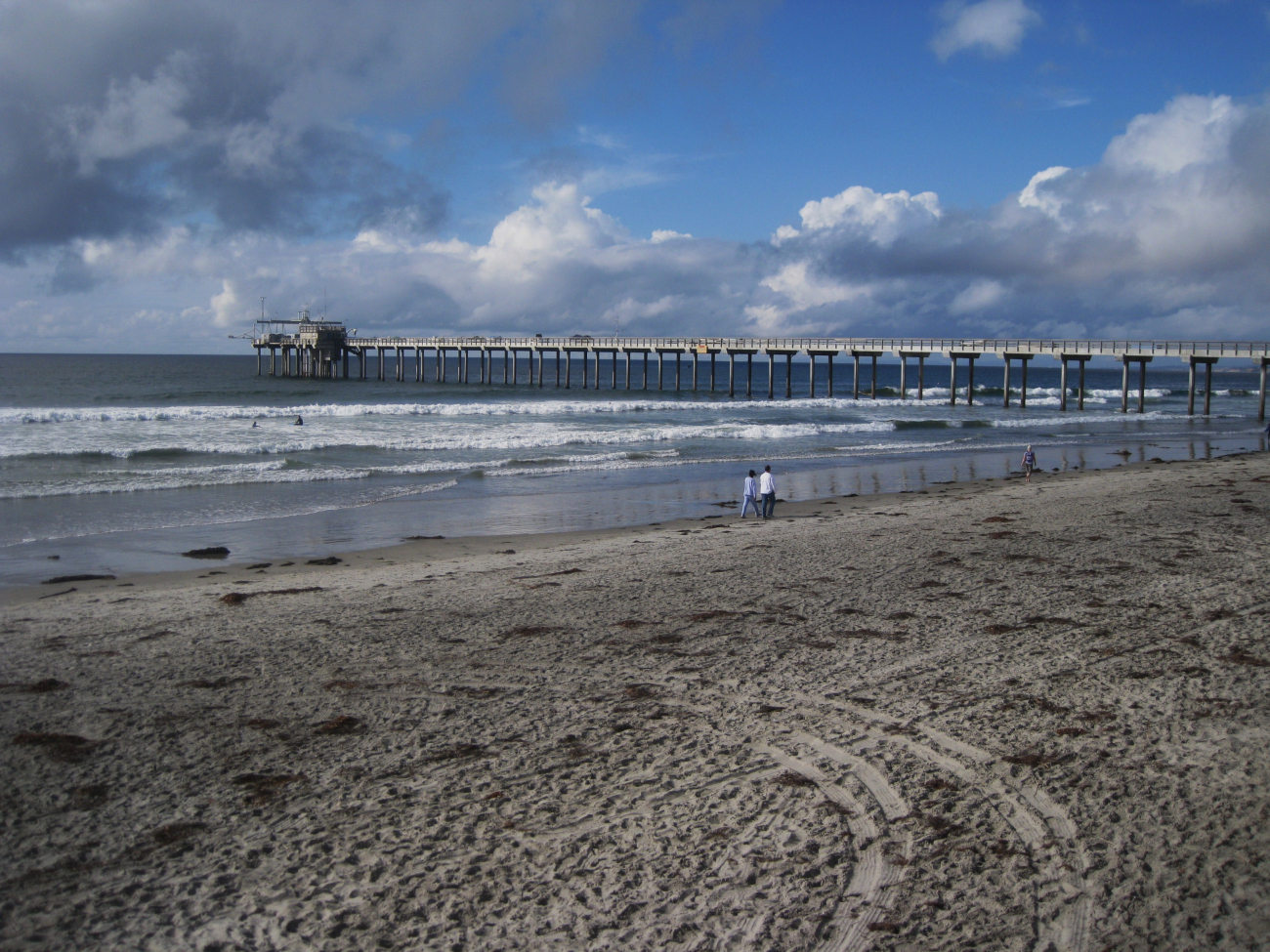 The research pier at Scripps Institution of Oceanography