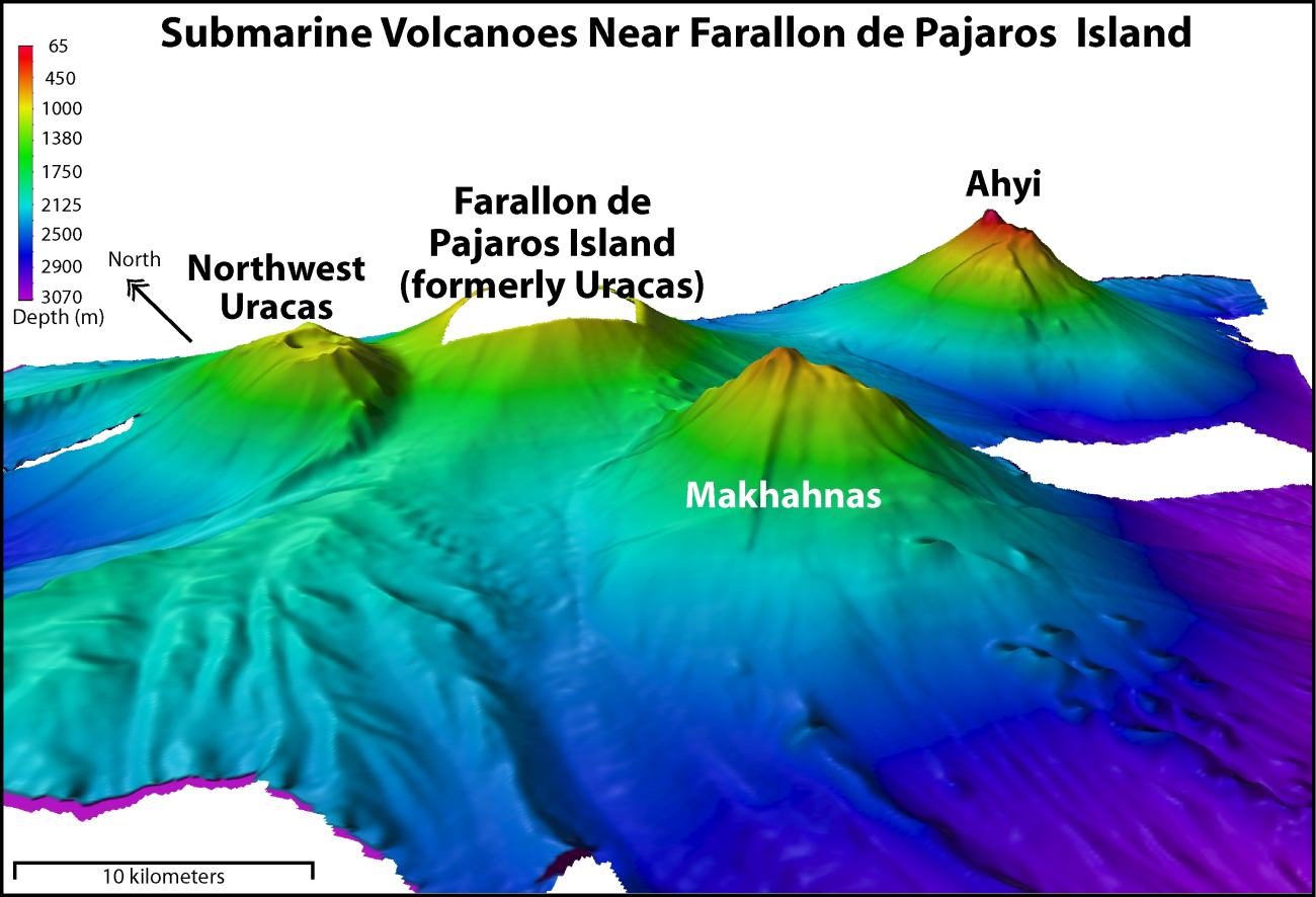 Submarine volcanoes near Farallon de Pajaros Island
