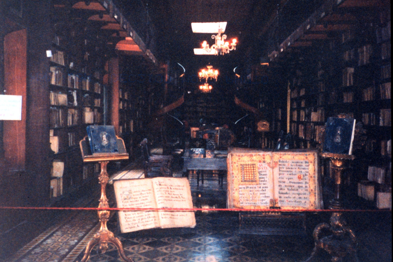 A colonial era library in a cathedral at Lima