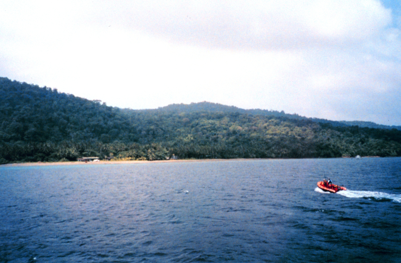 The inflatable boat served as a water taxi at Isla Cocos