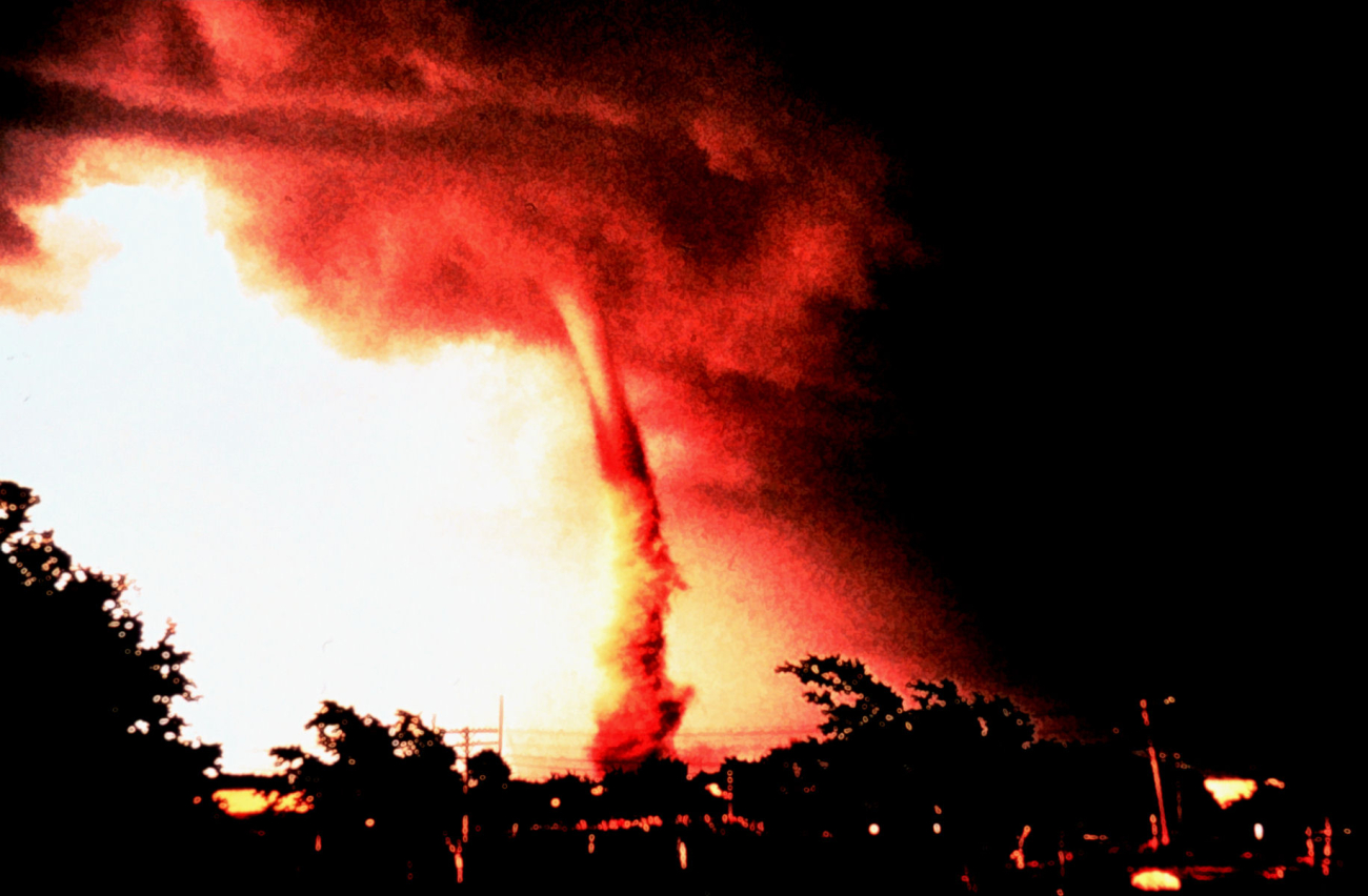 Tornado in mature stage of development