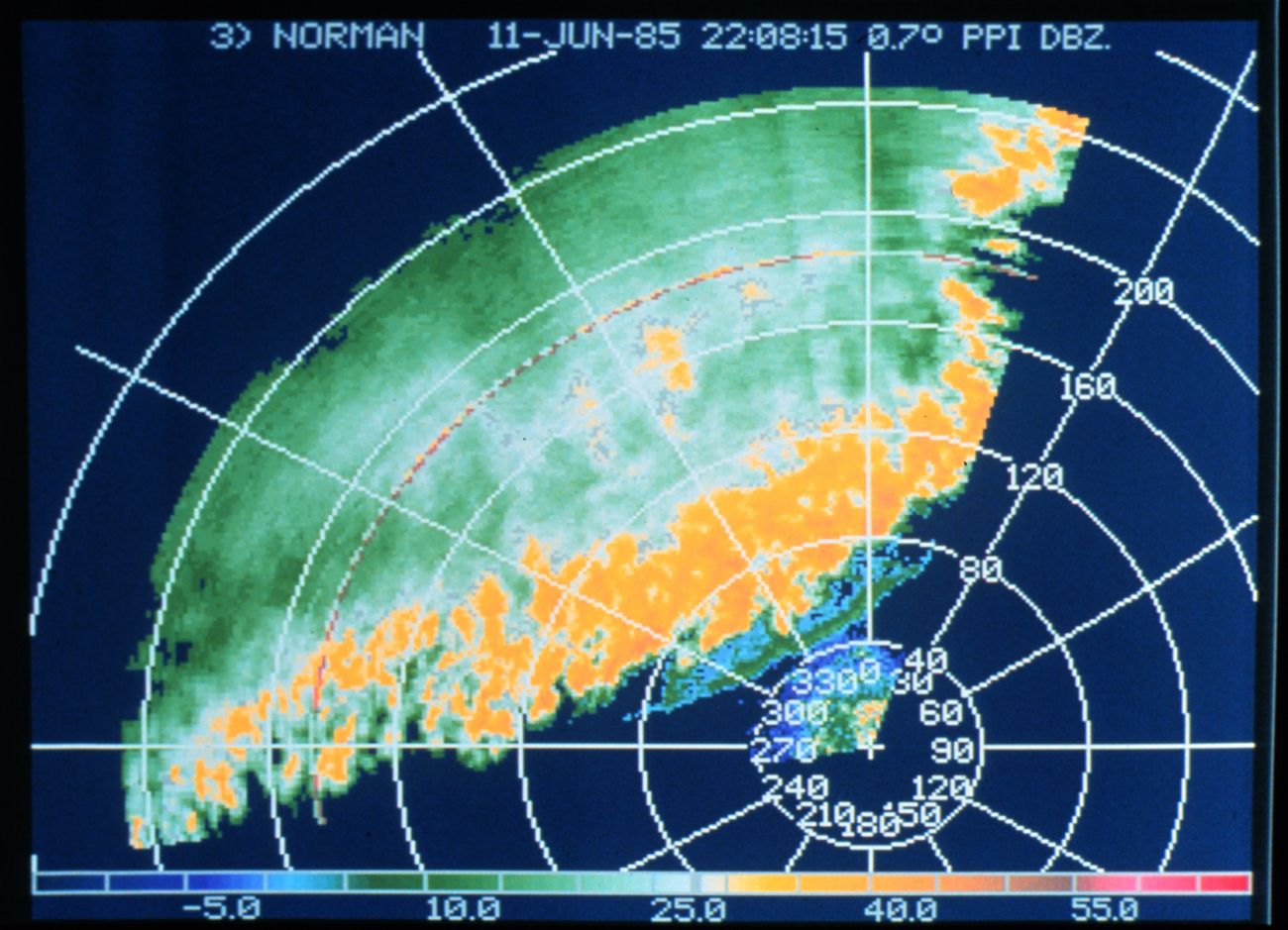 Norman Doppler radar reflectivity display showing squall line