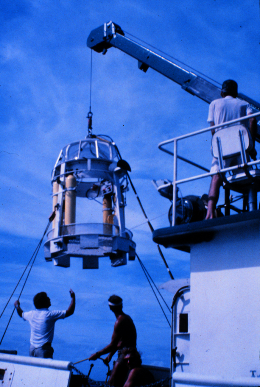 NURC at UNCW's dive bell deployed from the R/V Seahawk