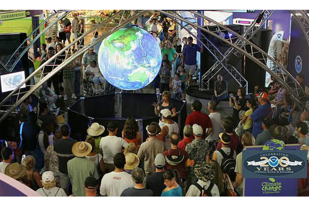 Greetings from California! Staff members from NOAA's National Weather Service inSacramento and the California Department of Water Resources, teamed up toorganize an exhibit during the 2007 California State Fair featuring NOAA'sScience on a Sphere which animates images of current weather around the globe,atmospheric rivers, and other natural atmospheric and oceanic phenomena