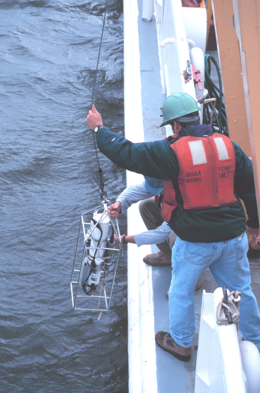 Bottom sampling operations on the NOAA Ship FERREL