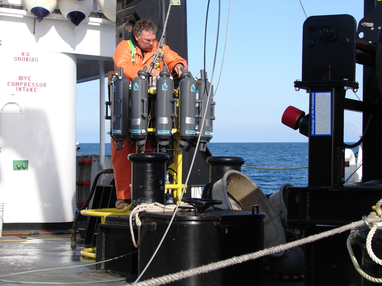 Water sampling and CTD operations on the NOAA Ship FAIRWEATHER