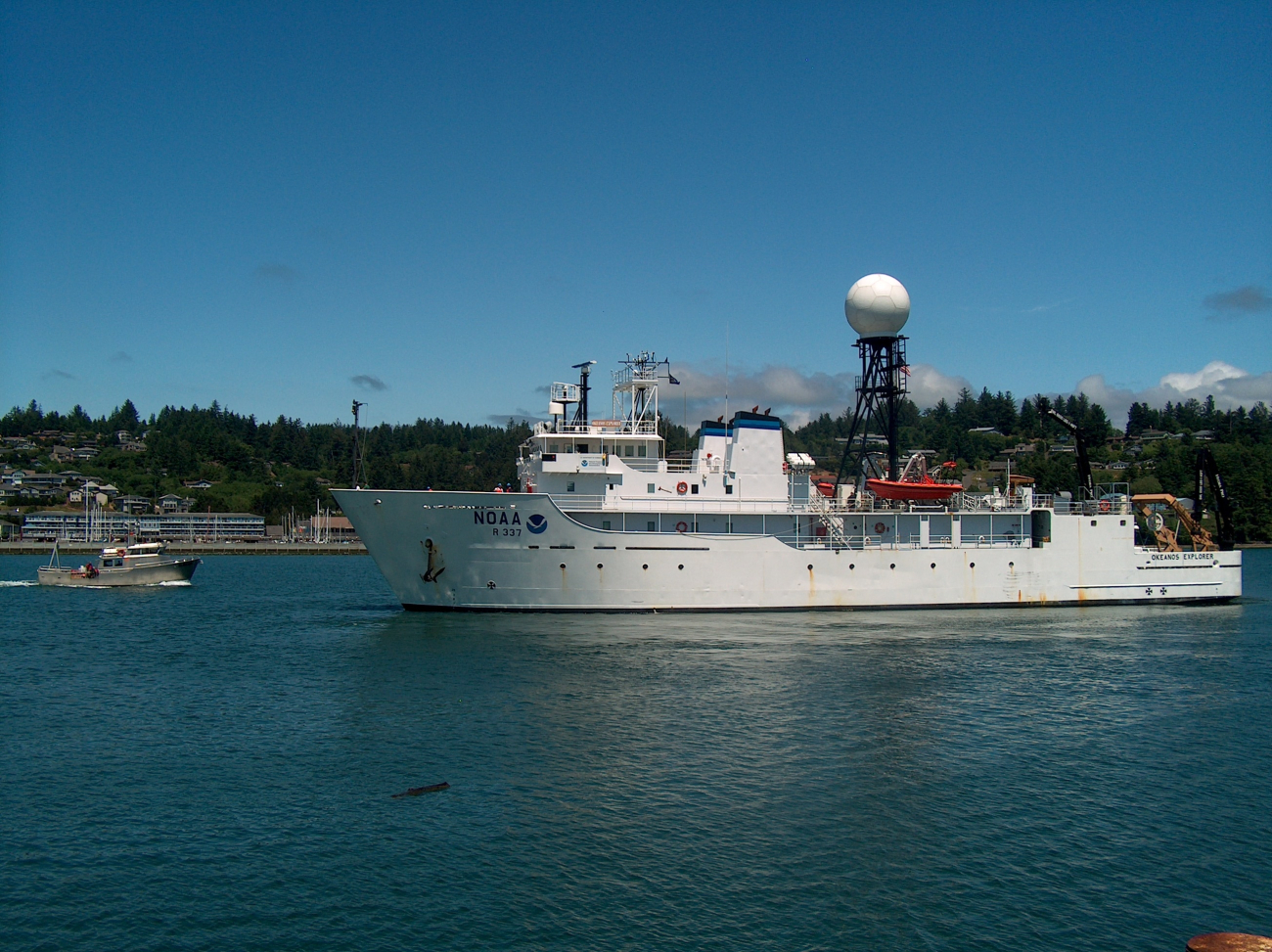 NOAA ship OKEANOS EXPLORER in Newport Harbor