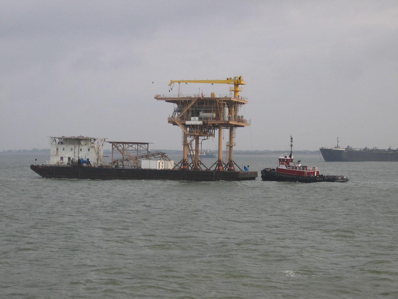 Transporting an oil platform in Galveston Bay