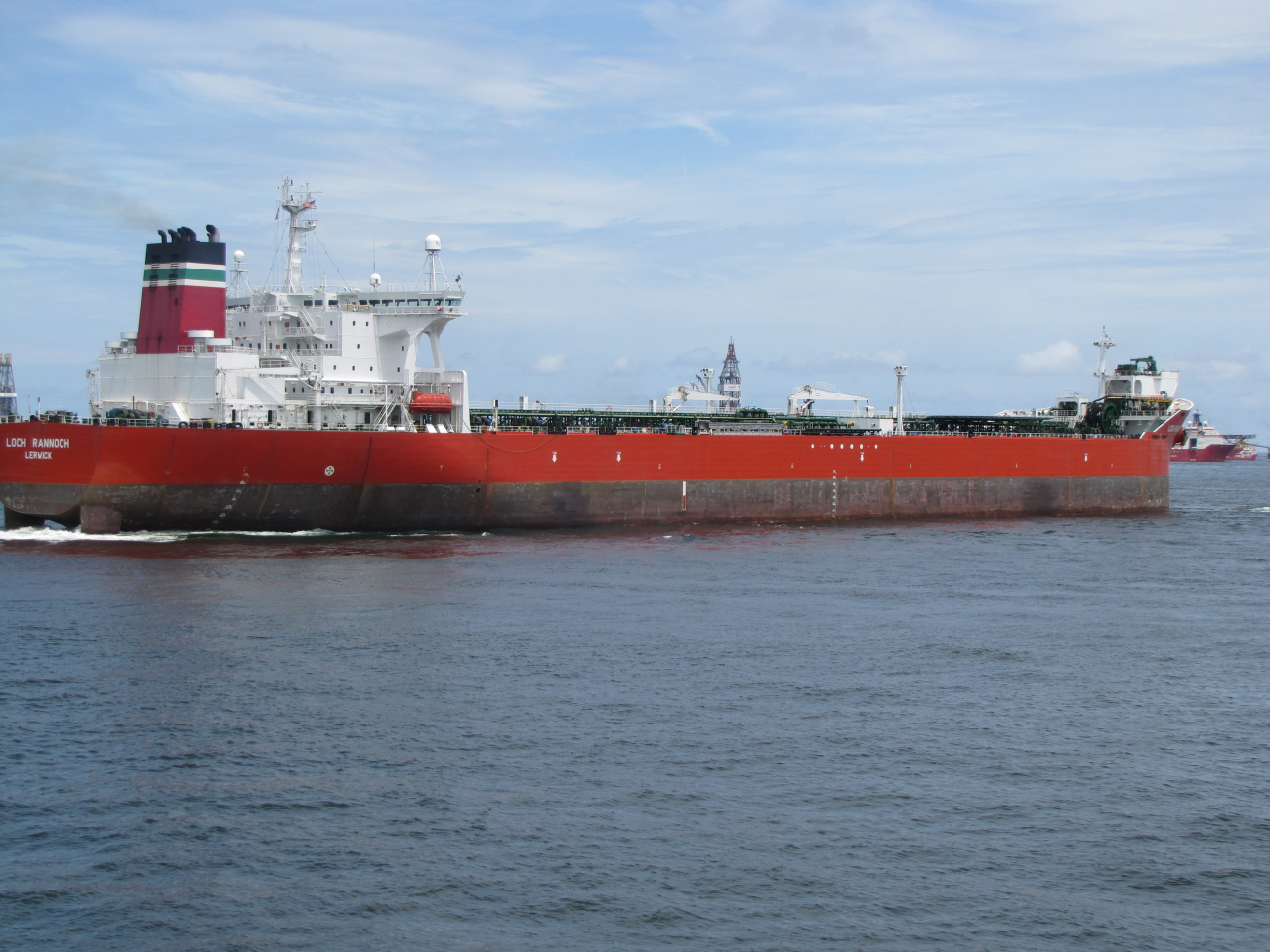 Tanker  LOCH RANNOCH on-site at the Deepwater Horizon disasterduring well containment andcleanup efforts