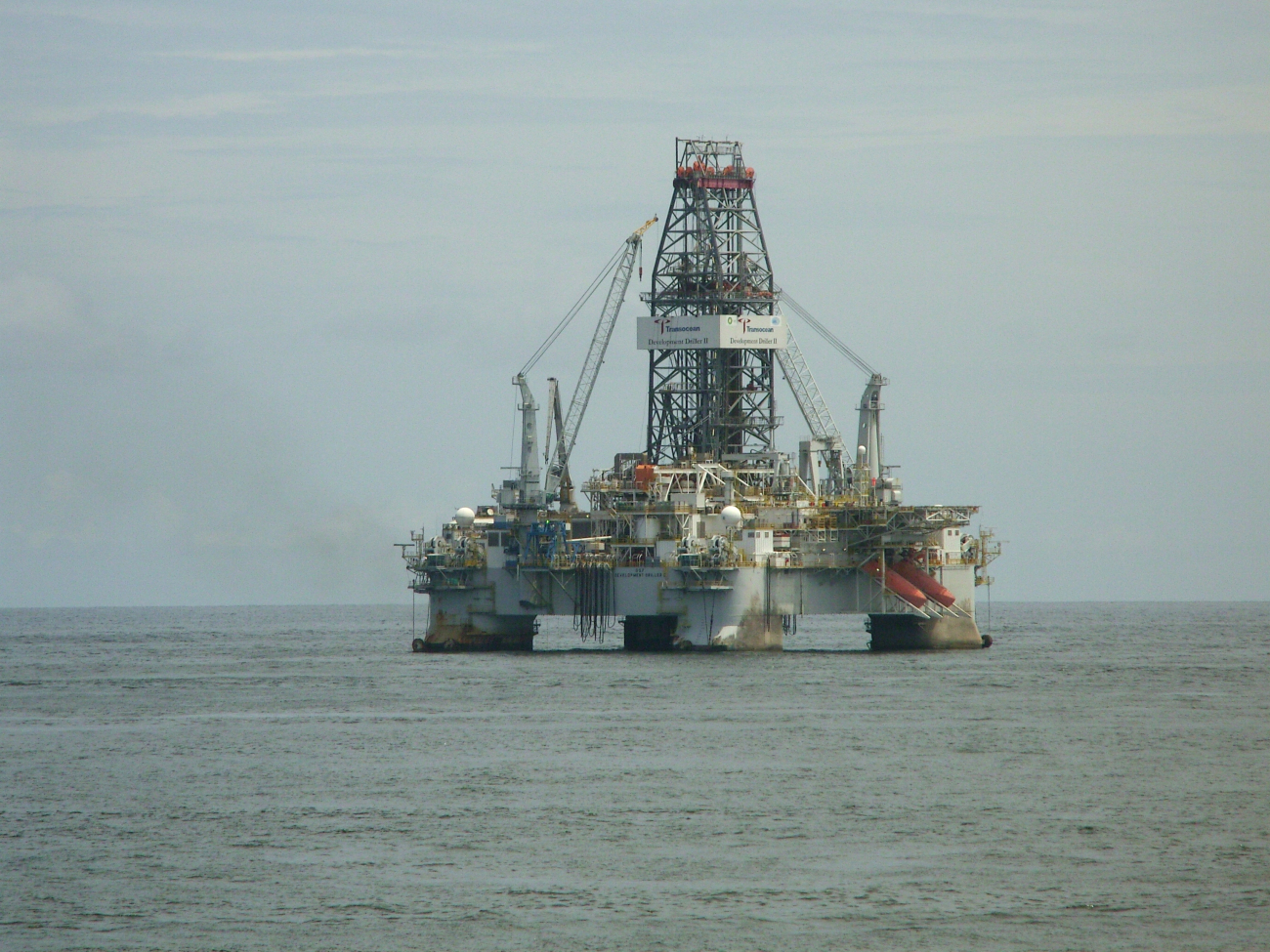 Transocean DEVELOPMENT DRILLER II on site at the Deepwater Horizondisaster well containment efforts