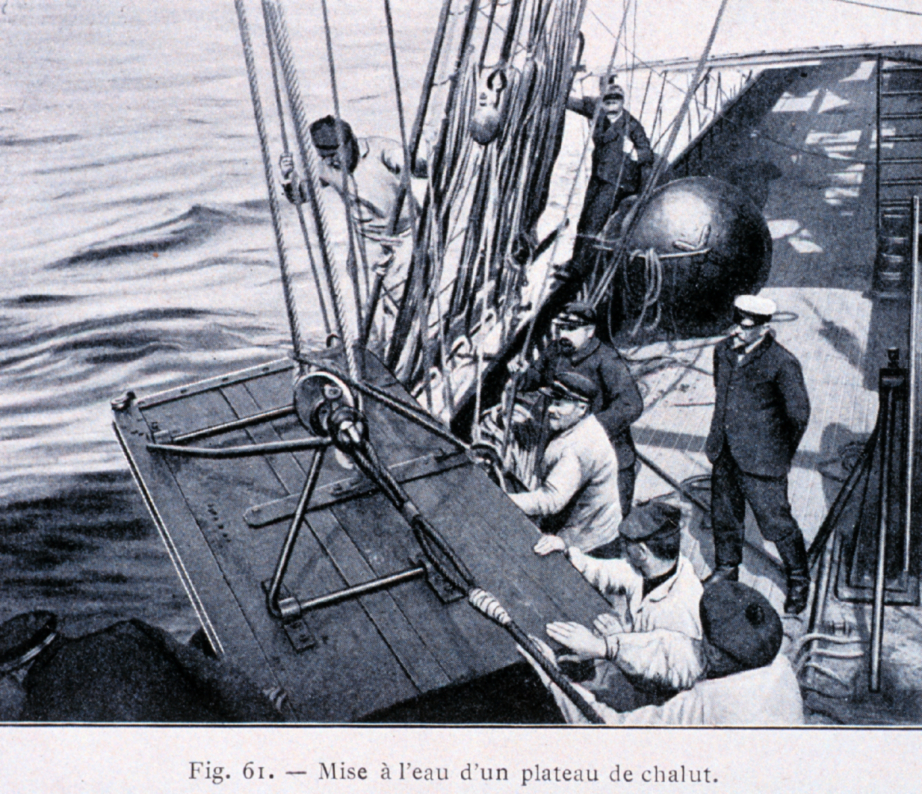 Deploying the doors of the trawling apparatus
