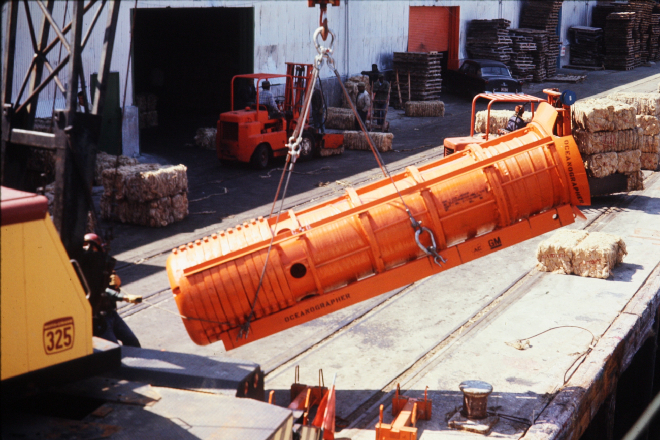 Deep sea anchoring system devised for maintaining station while conductingoperations on BOMEX