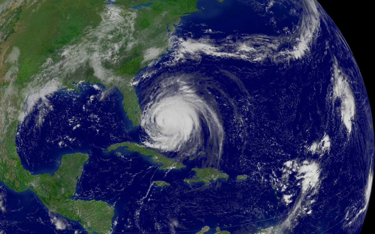 Hurricane Frances in the Bahamas Islands