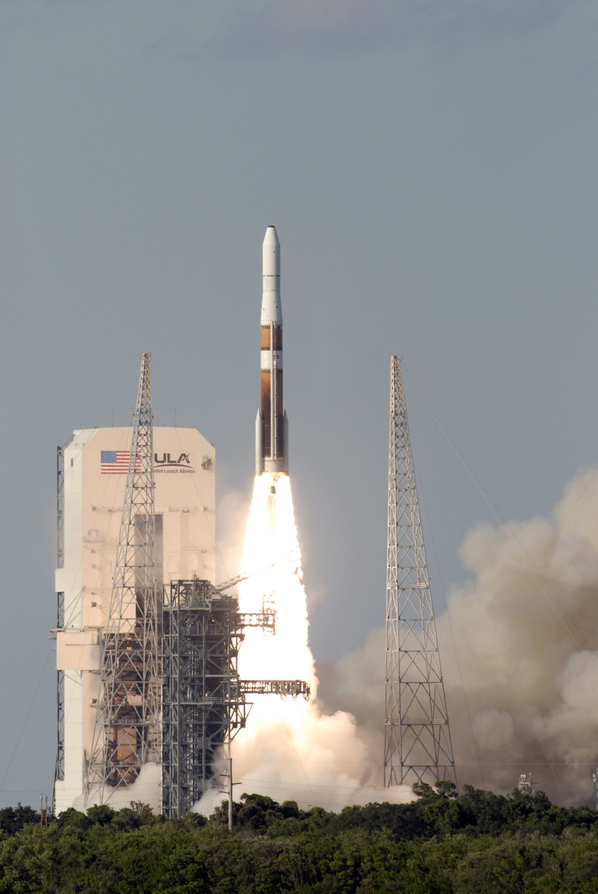 A Delta IV rocket launching the GOES-O satellite