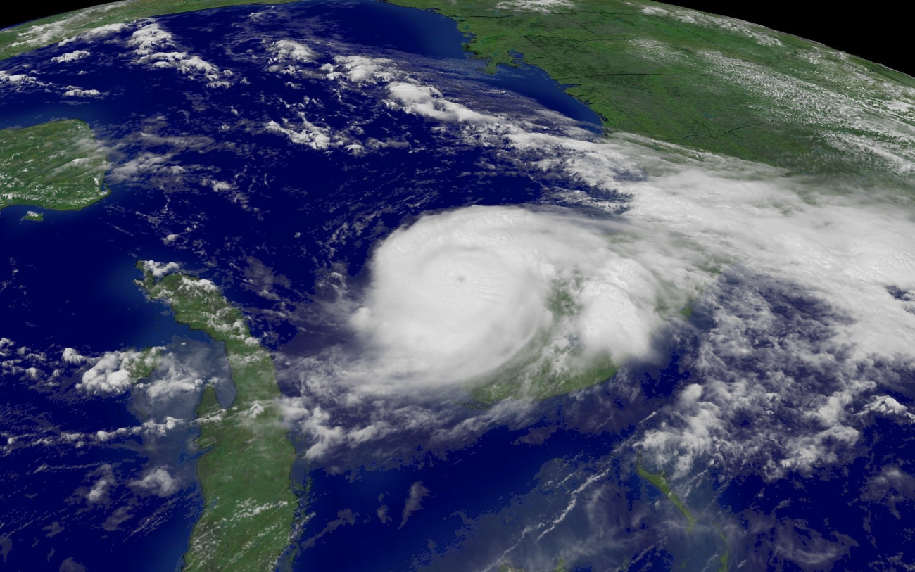 Hurricane Charley off the west coast of Florida