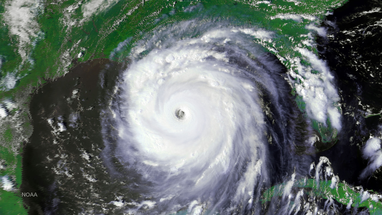 Hurricane Katrina imaged by NOAA-16 AVHRR instrument