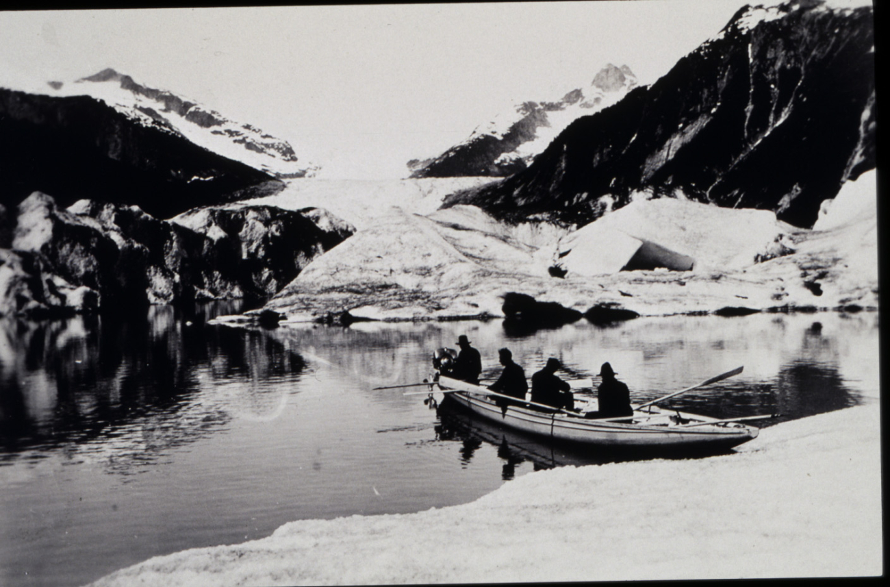 River boat among icebergs in Twin Lake